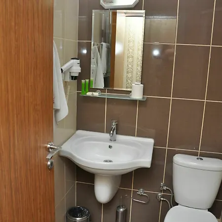 Oez Yavuz 호텔 3*